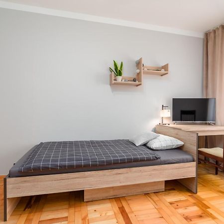 Two Bedrooms Apartment Faktura Fast Check-In 24H Rzeszów Eksteriør billede